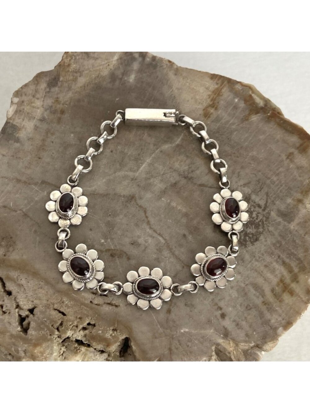 Sterling Silver 925 Garnet Cabochon Flower Floral Link Bracelet 7" - Picture 16 of 16